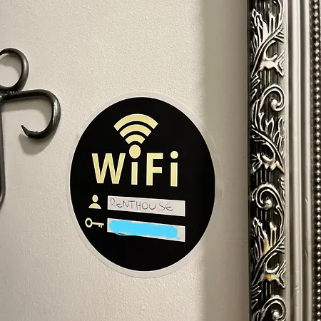 شقة Renthouse Guest Adeele *