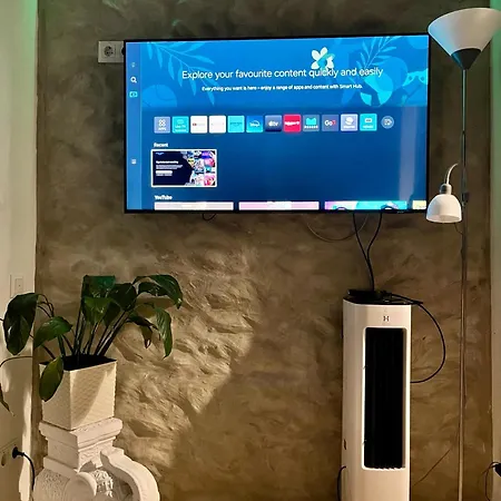 Renthouse Guest Adeele بايده